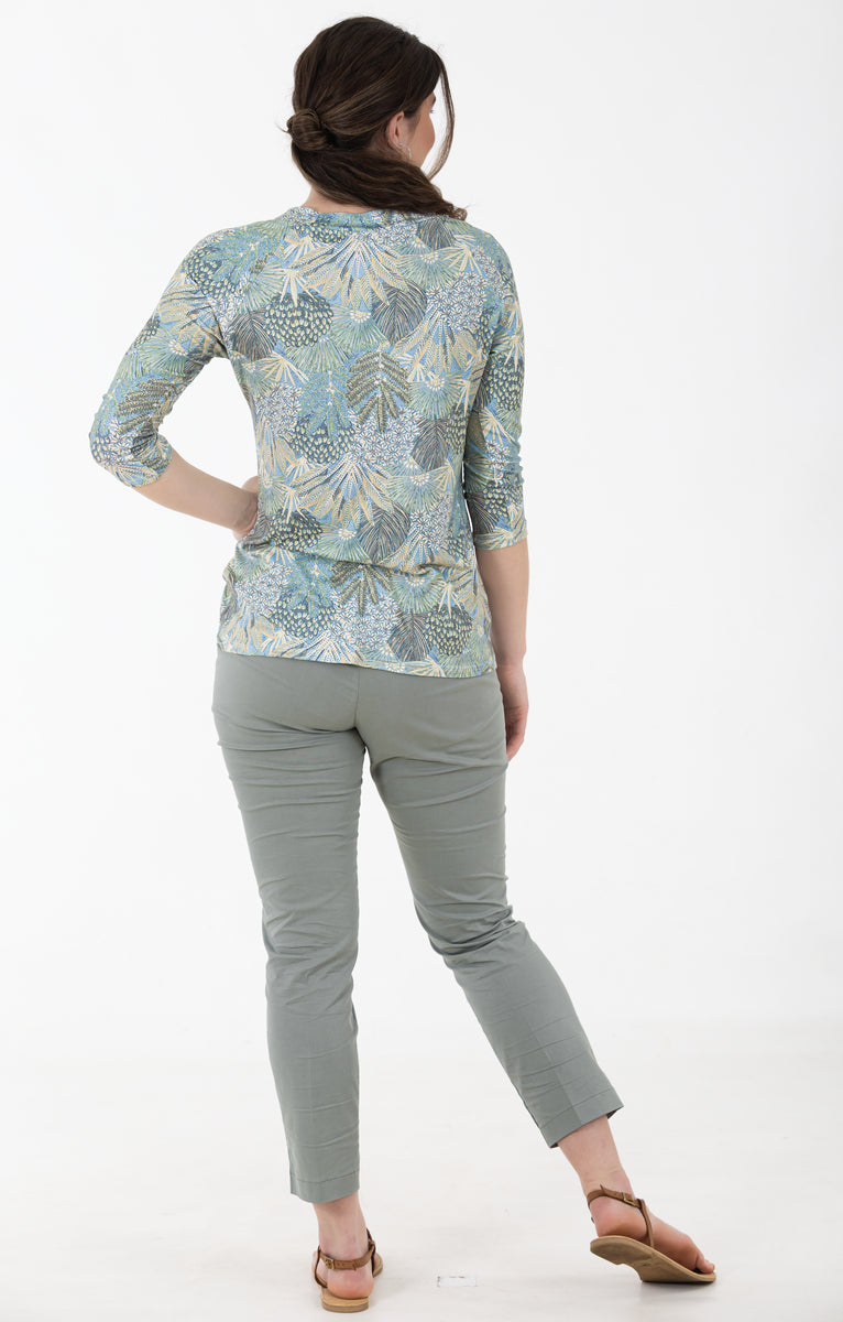V-Neck Tee – 3/4 Sleeve Top | Luscious Leaves