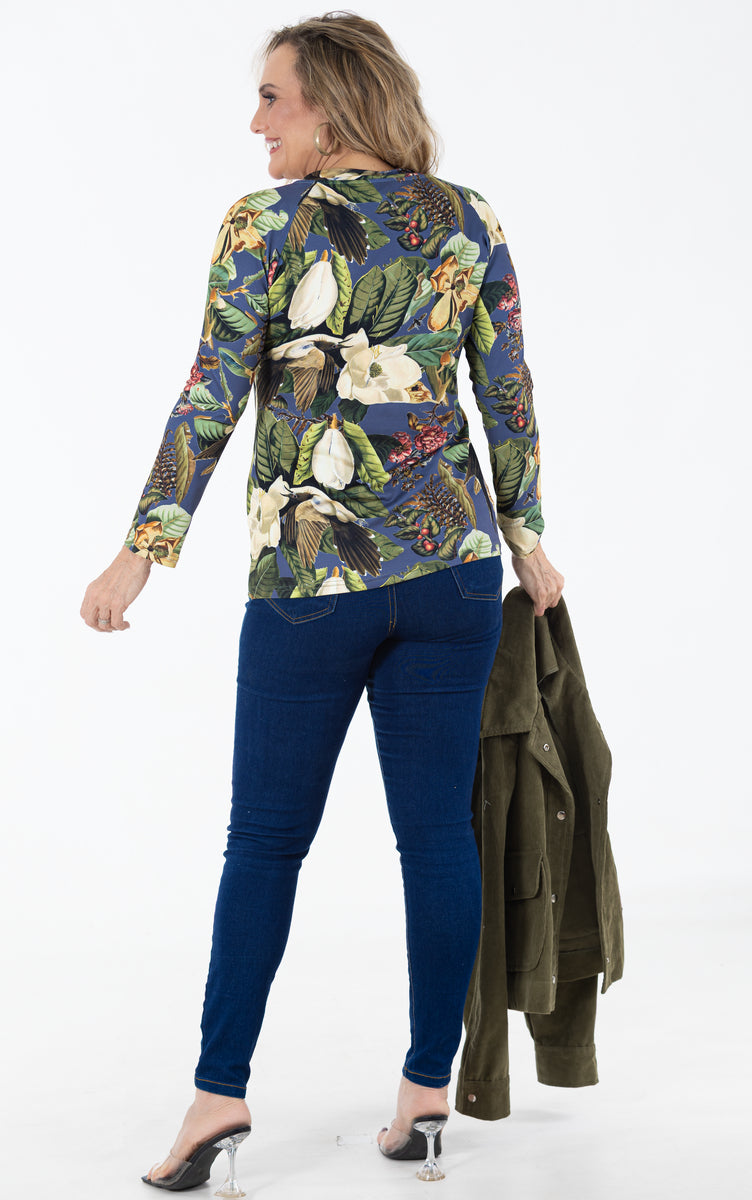 V-Neck Tee – Long Sleeve Top | Camellia Song