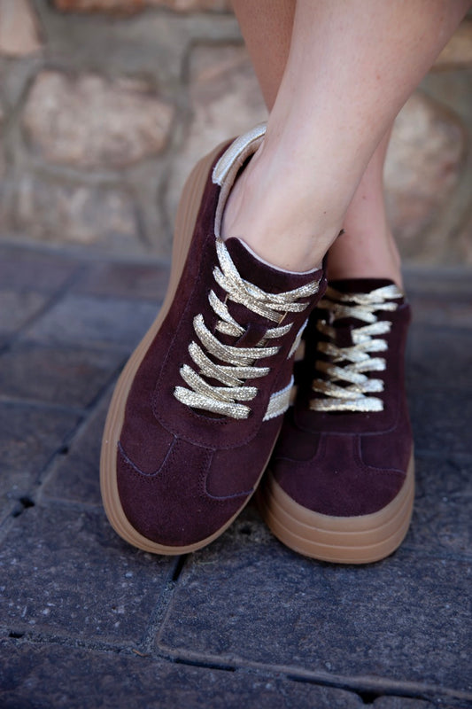 Julz | Bree Chestnut & Gold