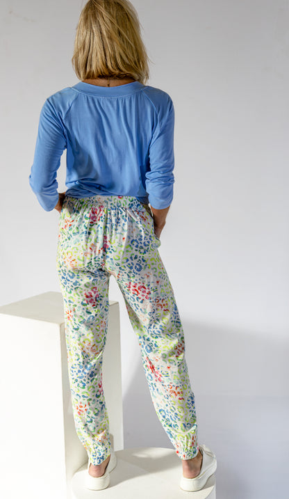 Relaxed Pocket Jogger Pant | Happy Leopard