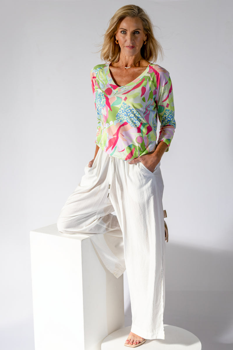 3/4 Sleeve V-Neck Top | Flora Fauna