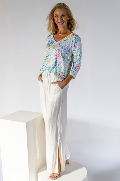 3/4 Sleeve V-Neck Top | Happy Leopard