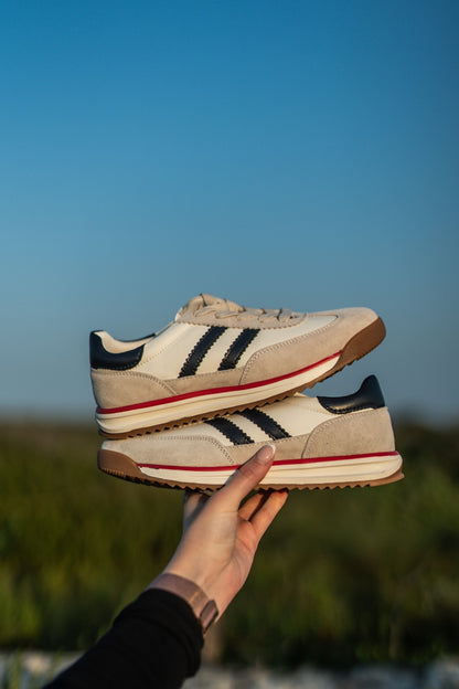 Julz | Astrid White/Navy